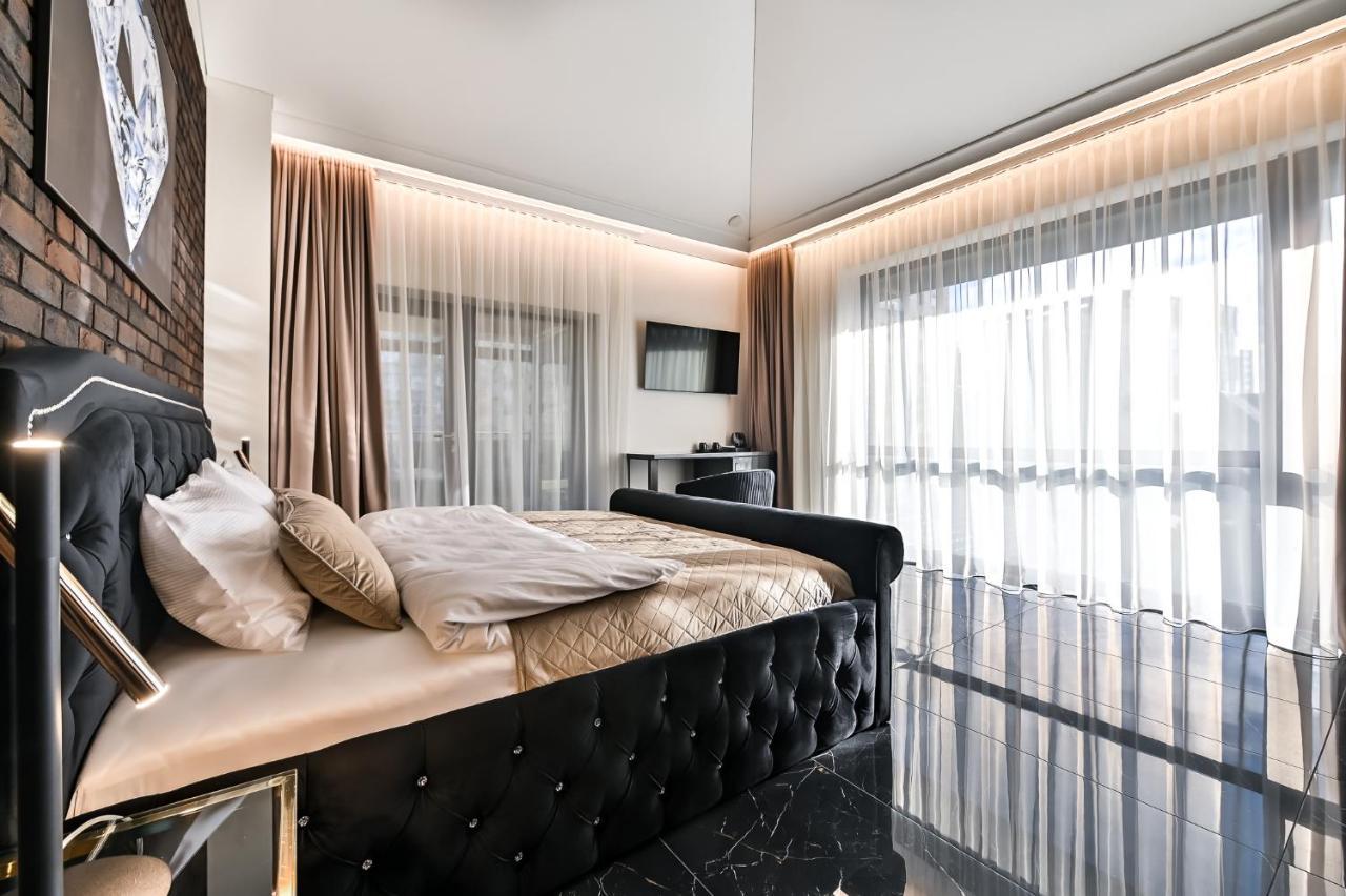 Diamond Sveciu Namai Aparthotel Kaunas Bagian luar foto