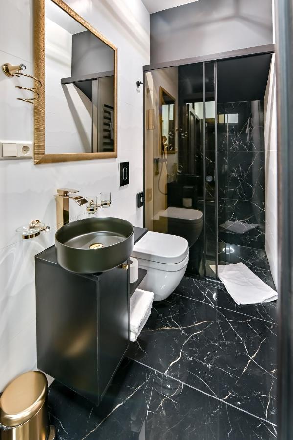 Diamond Sveciu Namai Aparthotel Kaunas Bagian luar foto